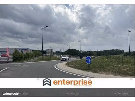 local commercial 260 m²