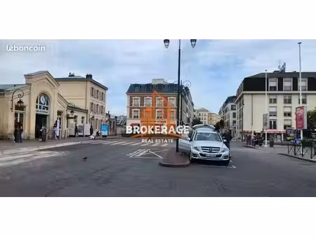 local commercial 286 m² pontoise