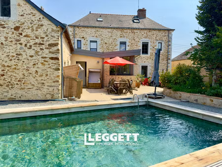 maison 10 pièce(s)  les hauts-d'anjou