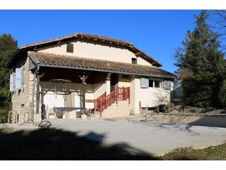 maison de village rénovée à 5 mns de beaumont de lomagne