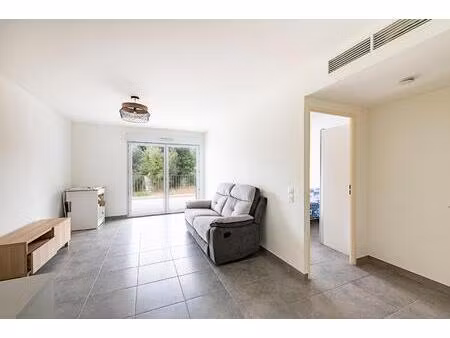 achat appartement 2 pièces 45m² chateauneuf villevieille 06390