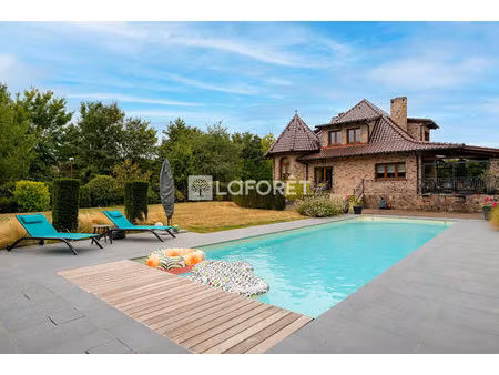 maison t6 près de cantin à vendre