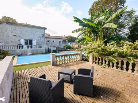 vente maison 6 pièces 230 m² à nieul-le-virouil (17150)  341 500 €