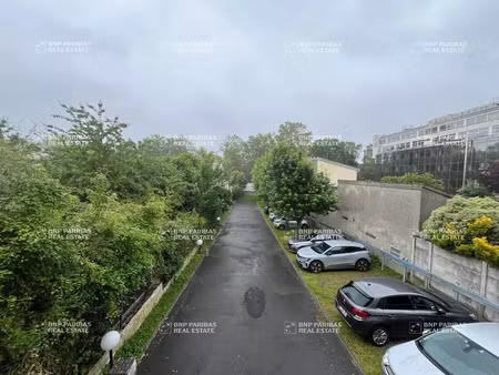 location bureau malakoff 92240