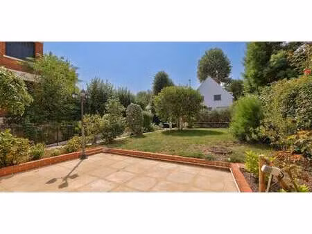 maison avec piscine et jardin sevres (92)