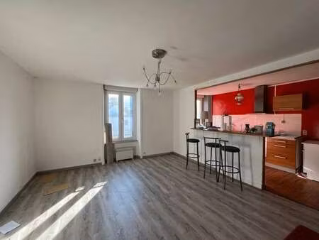 vente appartement 4 pièces à douarnenez (29100) : à vendre 4 pièces / 100m² douarnenez