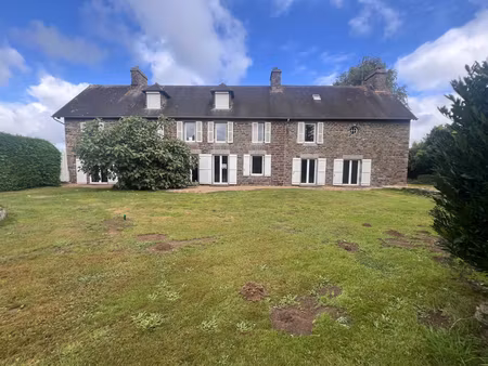 maison 11 pièce(s) 300 m2