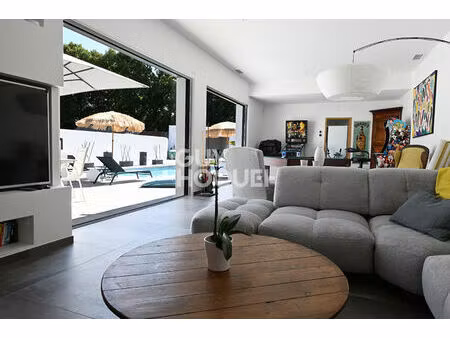 maison d'architecte 6 pièces 157 m2 - aytre (17140)