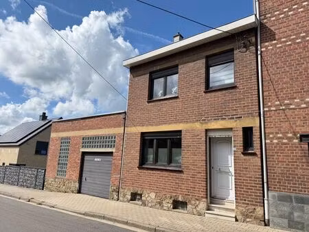 maison 3 façades - 4 chambres - garage - jardin