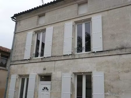maison de ville à louer
