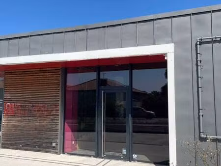 local commercial à louer