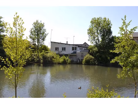 vente loft 5 pièces 135 m² à brionne (27800)  120 990 €