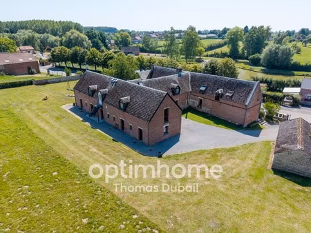 bien atypique et rare à preux-au-bois – idéal investissement ou projet de gîtes