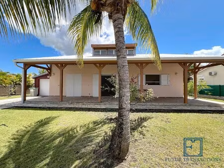 villa t5 sur terrain 492 m2 secteur résidentiel