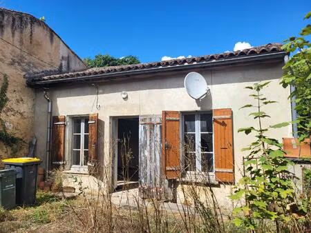 maison de 46m2 à rénover. morizes