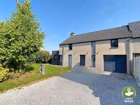 belle maison 4 chambres avec jardin