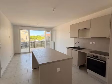 location appartement 2 pièces 40 m² à chasse-sur-rhône (38670)  800 €