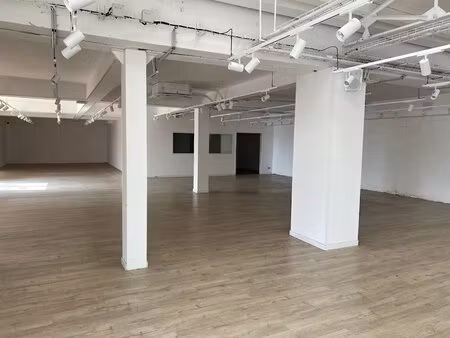 local commercial - furiani