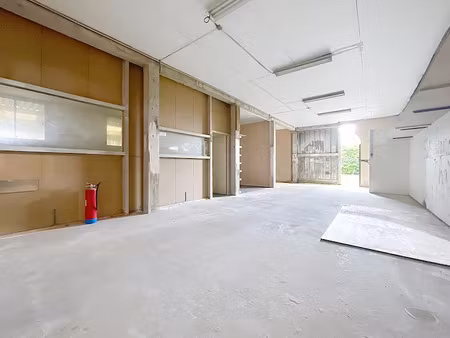 location locaux professionnels 0 pièces 115 m² à saint-evarzec (29170)  640 €