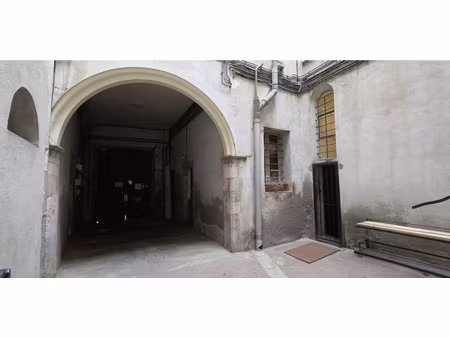 opportunité rare local de stockage ou bureau 13 m2 avec p