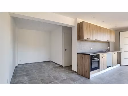 location appartement 2 pièces 48 m² à pietrosella (20166)  900 €