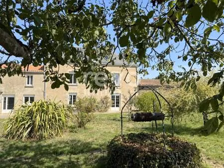 vente maison à mormaison (85260) : à vendre / 272m² mormaison