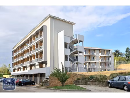 parking à louer - limonest (69) - 65€