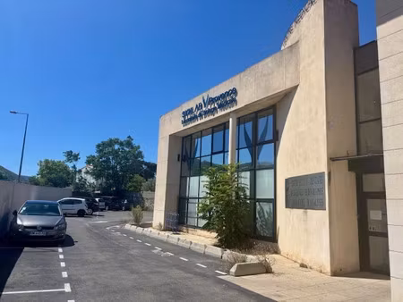 location locaux professionnels 220 m² à marseille 10ème (13010)  5 660 €