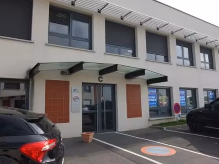 à louer – bureaux de 594 m² à châlons-en-champagne – marne (51)