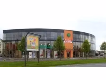 à vendre ou à louer – bureaux de 700 m² à châlons-en-champagne – marne (51)