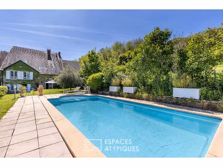 maison de caractère avec piscine au calme