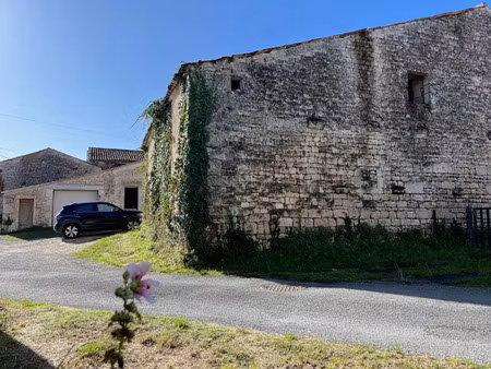 vente maison 1 pièce 60 m² à port-d'envaux (17350)  37 000 €