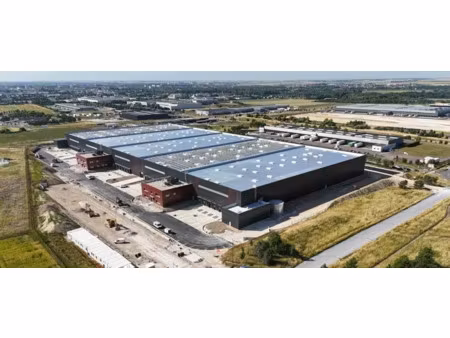 à louer – entrepôts logistiques de 5 966 à 5 998 m²à saint-martin-sur-le-pré – marne (51)