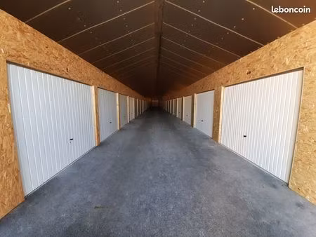 box de stockage à louer