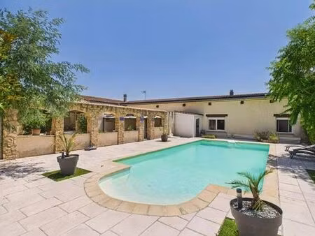 villa de luxe de 10 chambres en vente rosières  auvergne-rhône-alpes