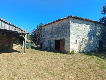 vente maison 1 pièce 95 m² à saint-hilaire-du-bois (17500)  40 000 €