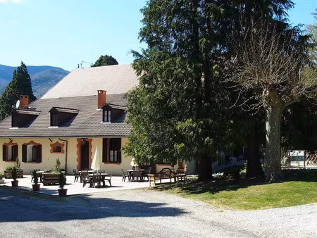 maison/villa haut de gamme à saint-pierre-d'argençon