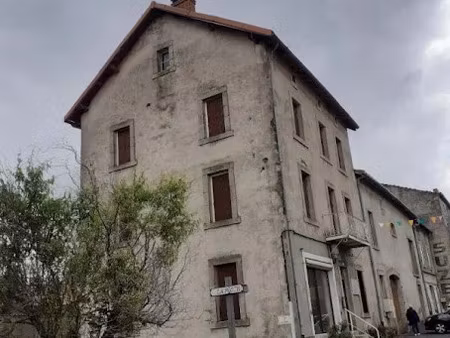 vente maison 12 pièces 205.01 m² à landos (43340)  100 000 €