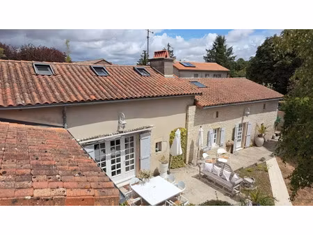 maison 4 pièces 150 m² à vendre / acheter blanzay 86400 ? | era immobilier