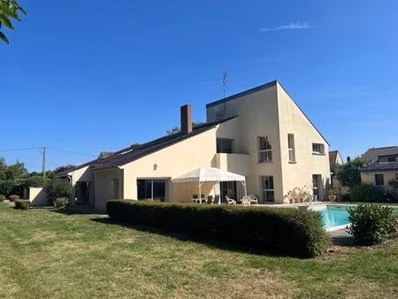 maison de luxe de 11 pièces en vente à marcilly-sur-seine  grand est