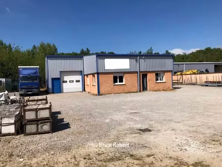 a louer - local d'activités indépendant avec un espace de stockage de 400 m² avec une gran