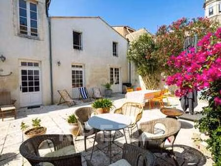 vente maison à saint-pierre-d'oléron (17310) : à vendre / 300m² saint-pierre-d'oléron