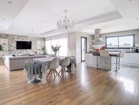 vente maison 5 pièces 145 m² à le fauga (31410)  365 000 €