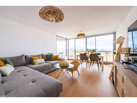 appartement 4 pièces - 87m2 - 3 chambres - terrasse / balcon