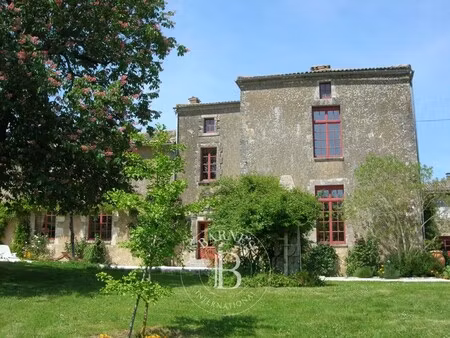 manoir à vendre à coulonges-sur-l'autize