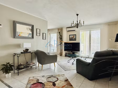 la grande motte - 4 pieces proche centre ville - parking