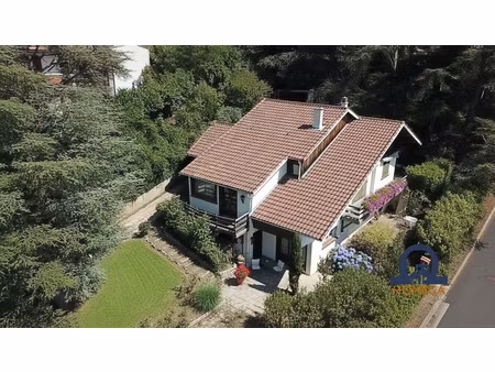 maison 7 pièces la tour en jarez