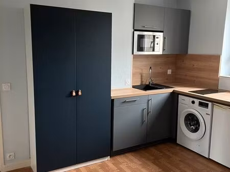 studio meuble 19m2  centre ville  480 charges comprises