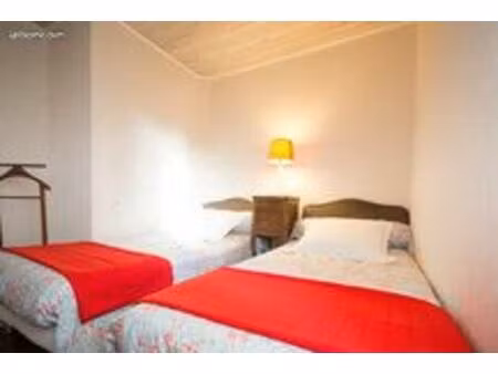 chambre dans maison particulière