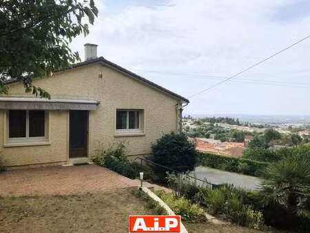 vente maison à pouzauges (85700) : à vendre / 115m² pouzauges